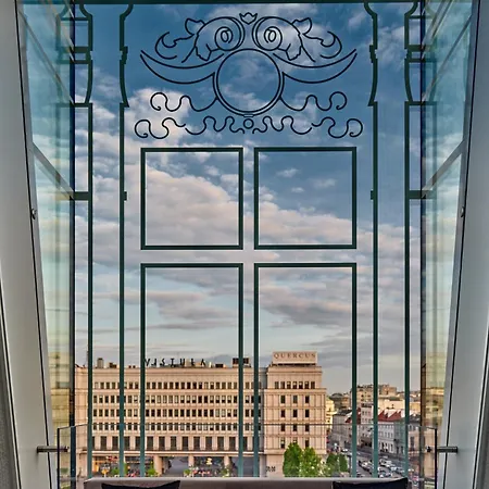 Hotel Indigo Warsaw Nowy Swiat By Ihg Exterior photo