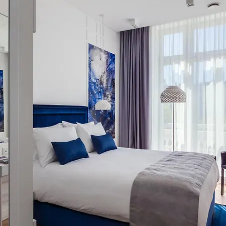 Hotel Indigo Warsaw Nowy Swiat By Ihg Exterior photo