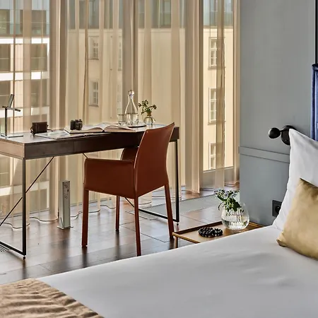Hotel Indigo Warsaw Nowy Swiat By Ihg Exterior photo