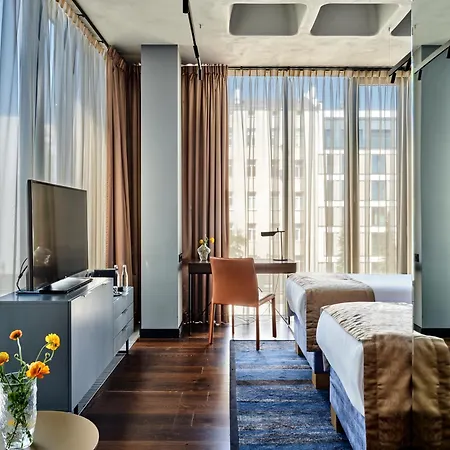 Hotel Indigo Warsaw Nowy Swiat By Ihg Exterior photo